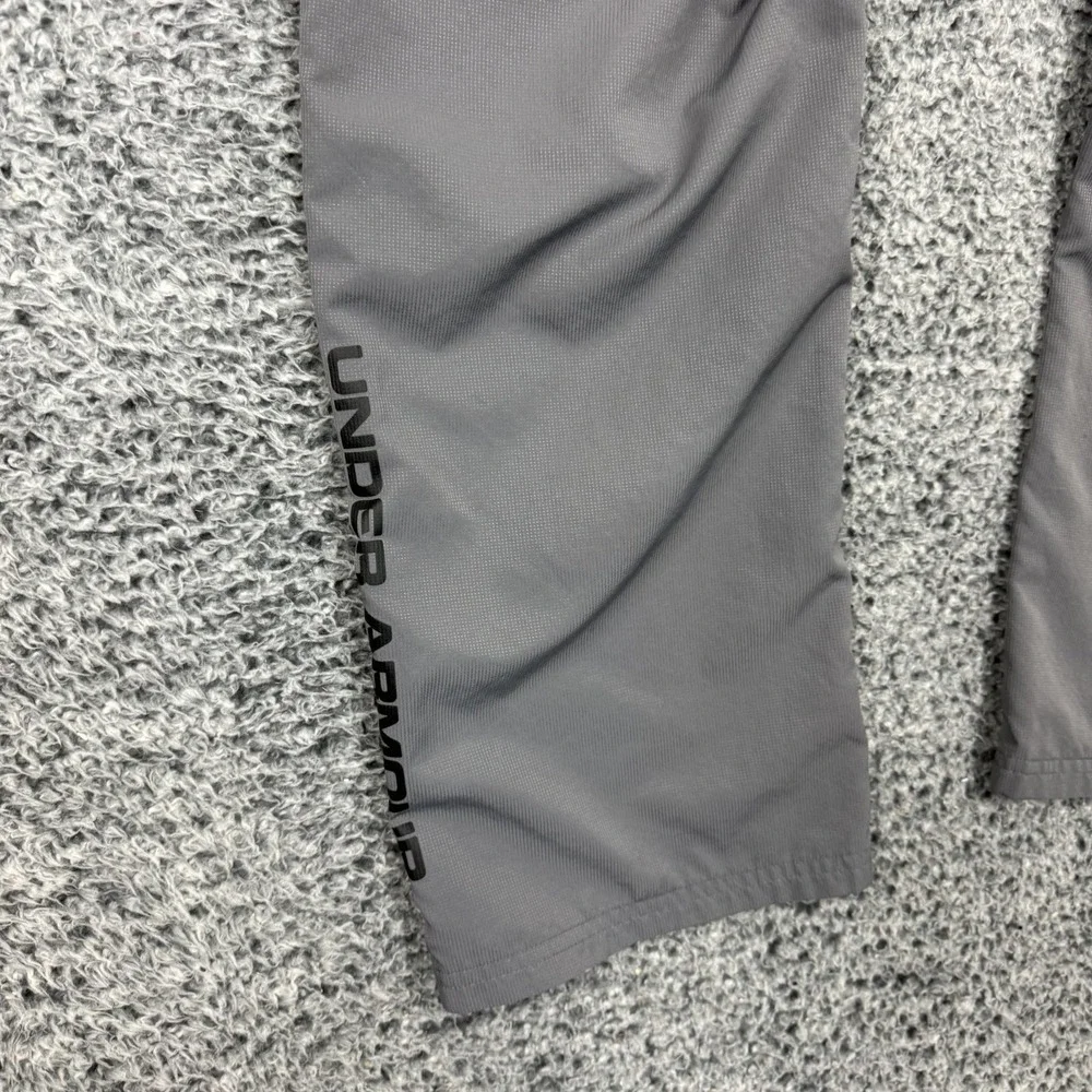 Under Armour Pants Mens Small Gray HeatGear Lightweight Track Loose Fit *FLAW